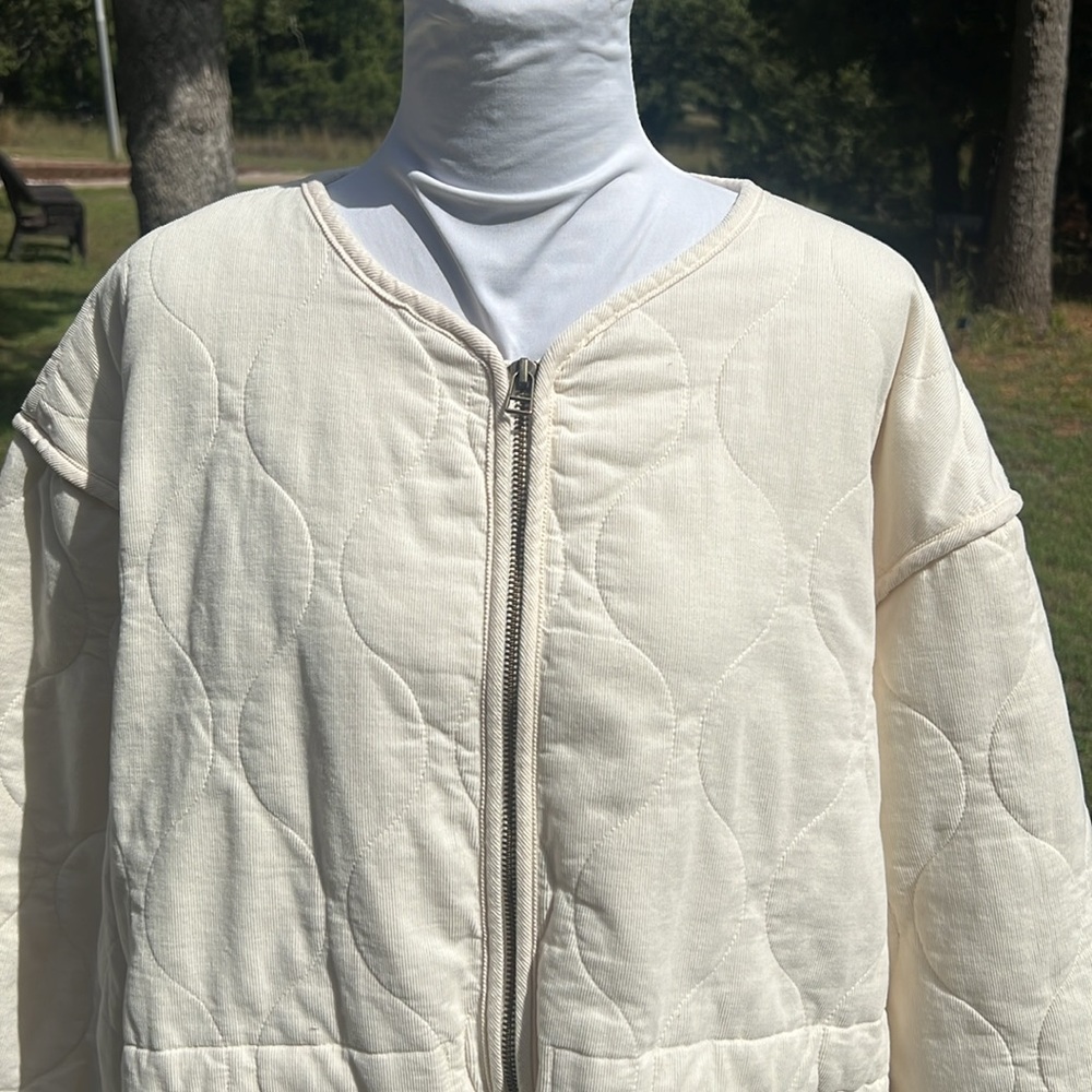 Universal Thread Quilted Jacket ..550 - image 3